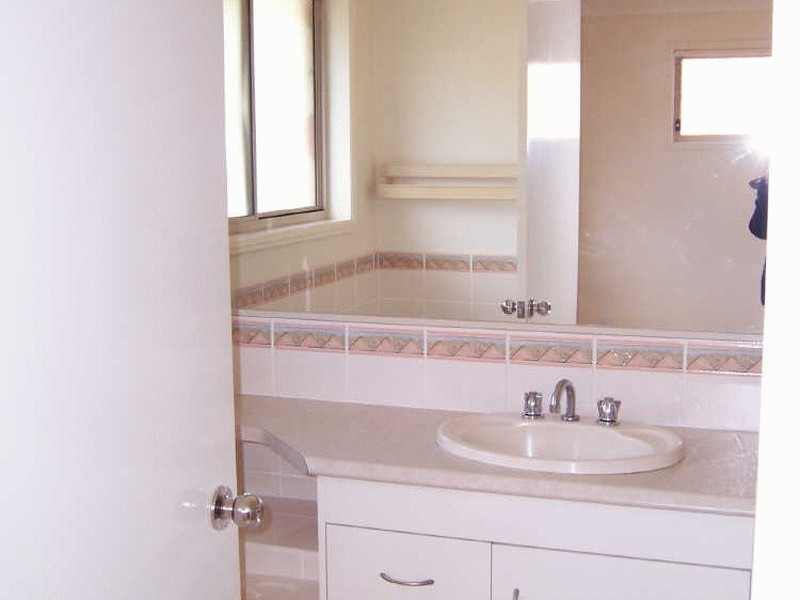 5 Dunn Court, Forest Lake QLD 4078