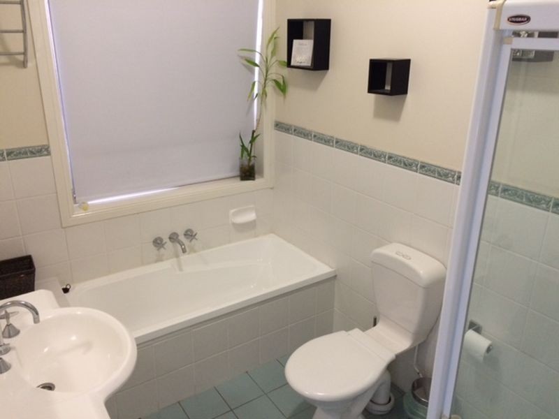 53 Oxford Parade, Forest Lake QLD 4078