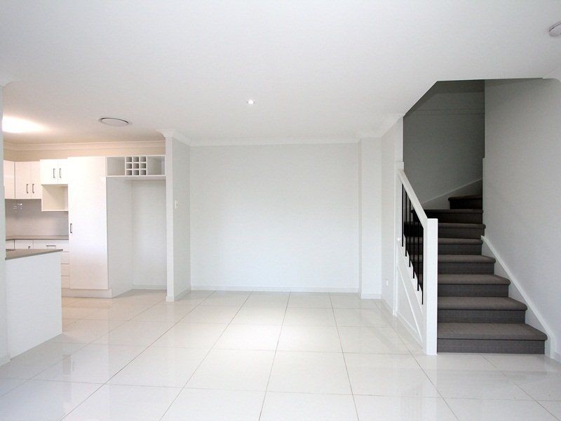 3/7 Kenny Close, Forest Lake QLD 4078