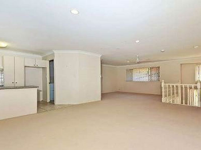 4/10 Mawson Place, Forest Lake QLD 4078