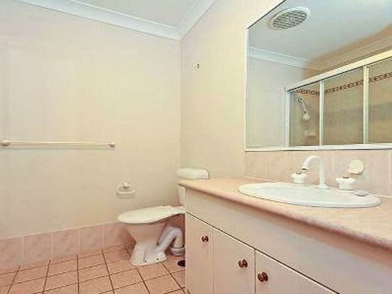 4/10 Mawson Place, Forest Lake QLD 4078