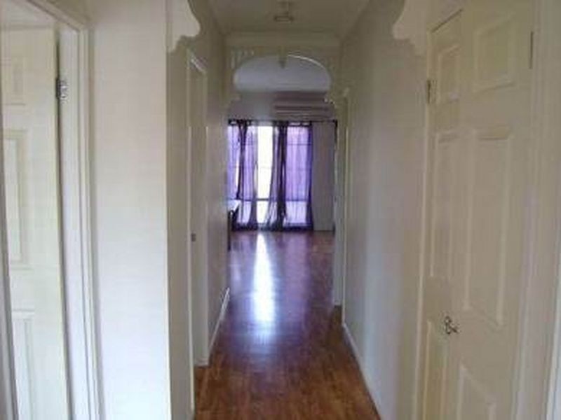 37 Simpson Way, Forest Lake QLD 4078