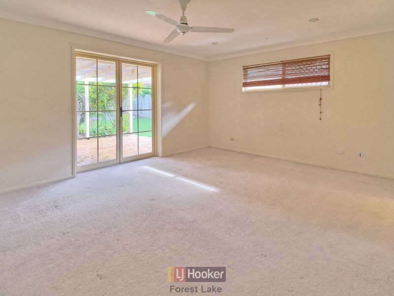 13 Seabrook Crescent, Forest Lake QLD 4078