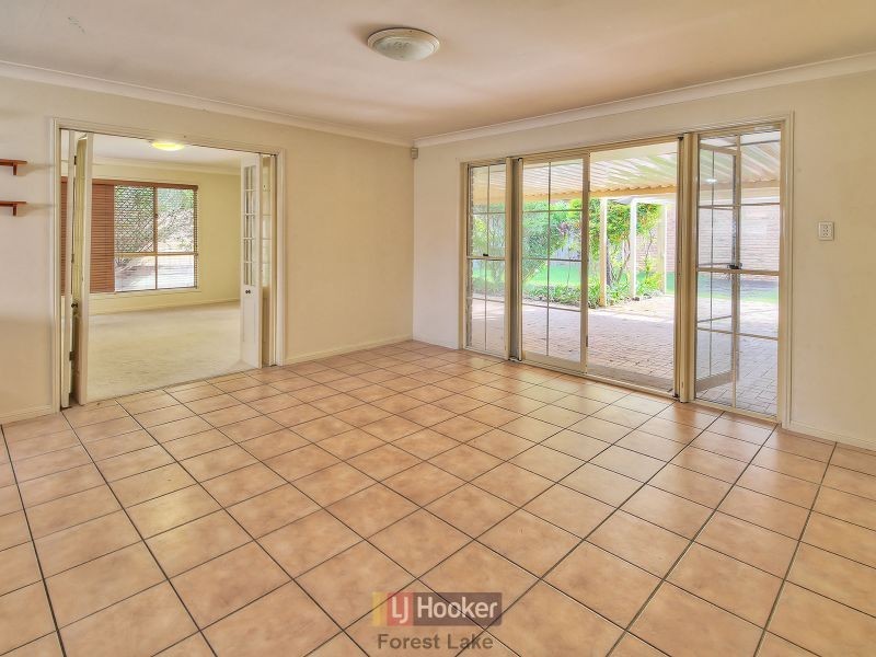 13 Seabrook Crescent, Forest Lake QLD 4078
