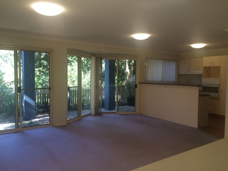 4/20 Phillip Place, Forest Lake QLD 4078