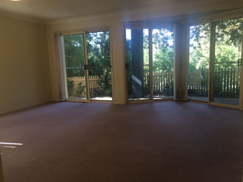 4/20 Phillip Place, Forest Lake QLD 4078