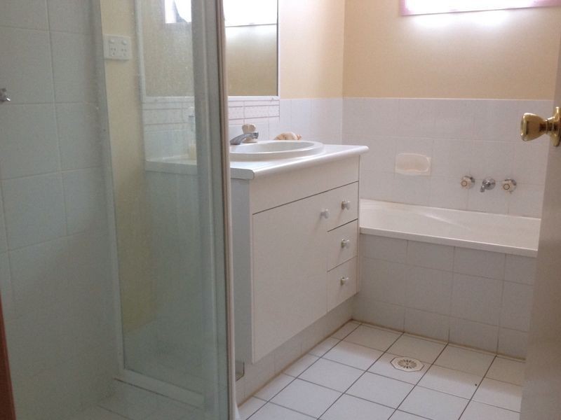 68 Clarendon Circuit, Forest Lake QLD 4078