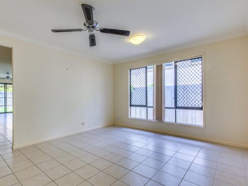 90 Sanctuary Drive, Forest Lake QLD 4078