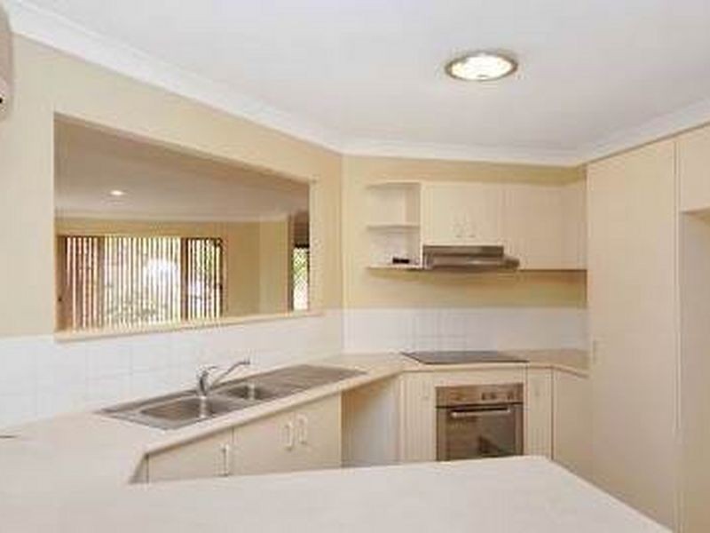 34 Huon Place, Forest Lake QLD 4078