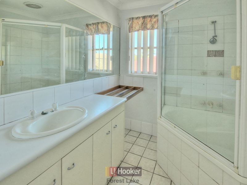 19 Killarney Street, Forest Lake QLD 4078