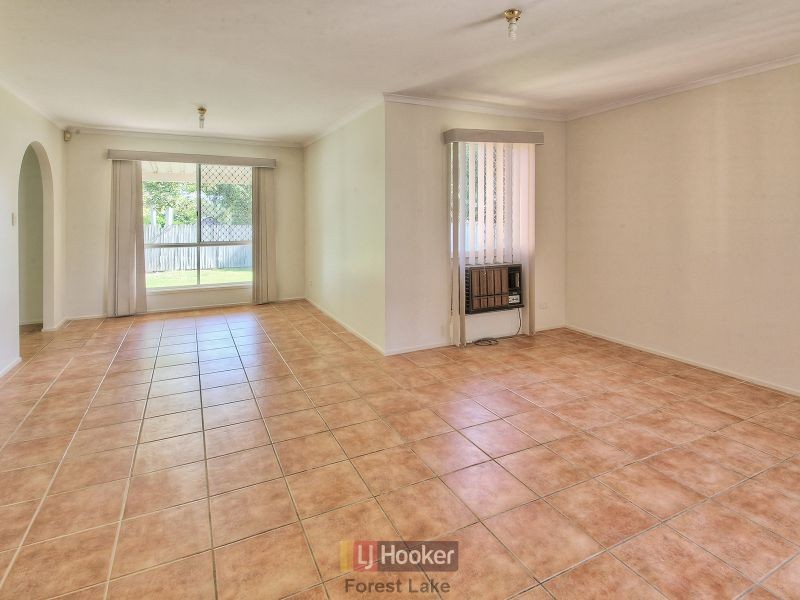 14 Brushtail Crescent, Doolandella QLD 4077