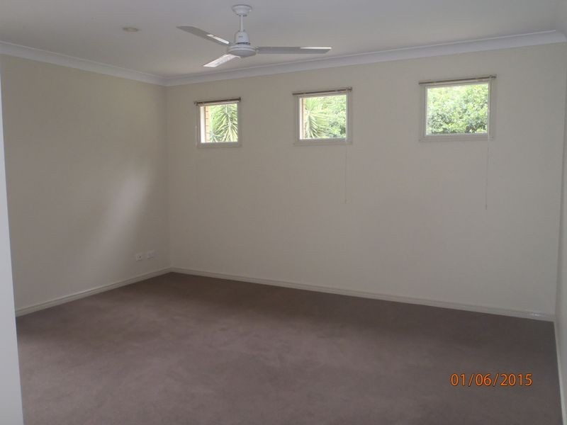 19 Bullen Circuit, Forest Lake QLD 4078