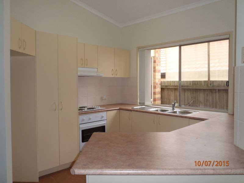 10 Auburn Place, Forest Lake QLD 4078