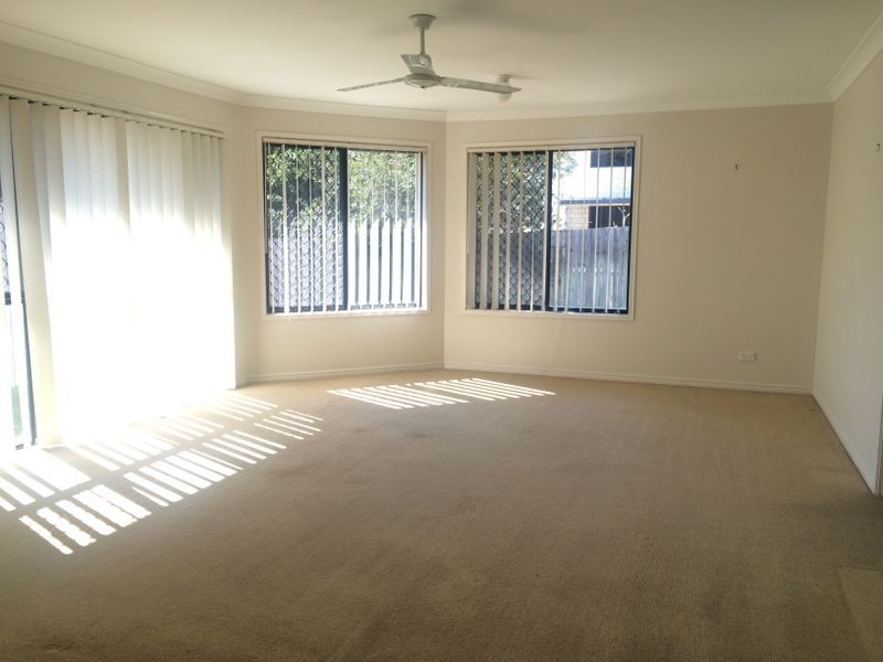 10 Belmore Crescent, Forest Lake QLD 4078