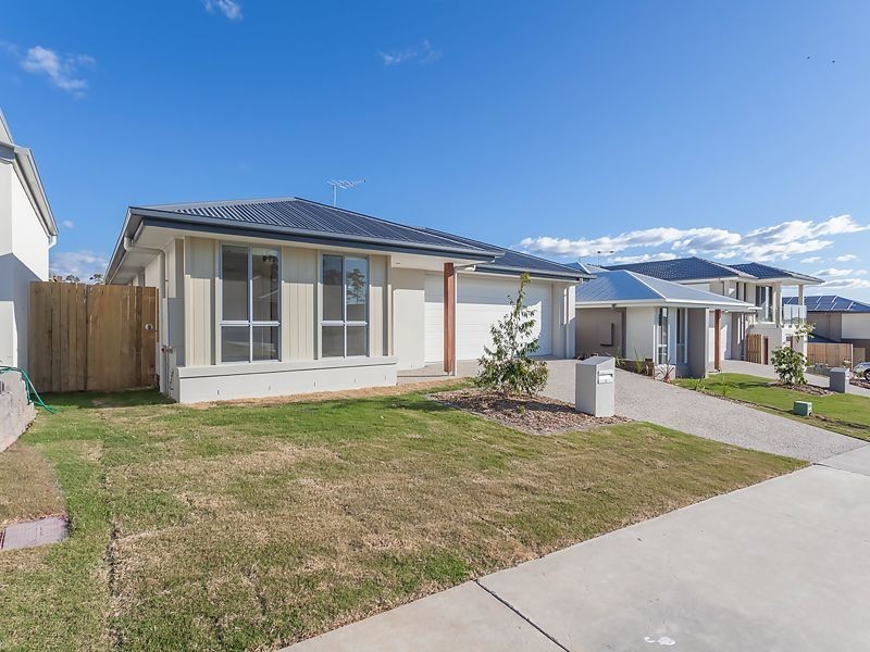 16 The Avenue, Heathwood QLD 4110