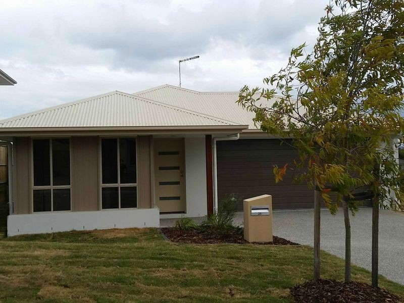 25 Bentley Street, Heathwood QLD 4110