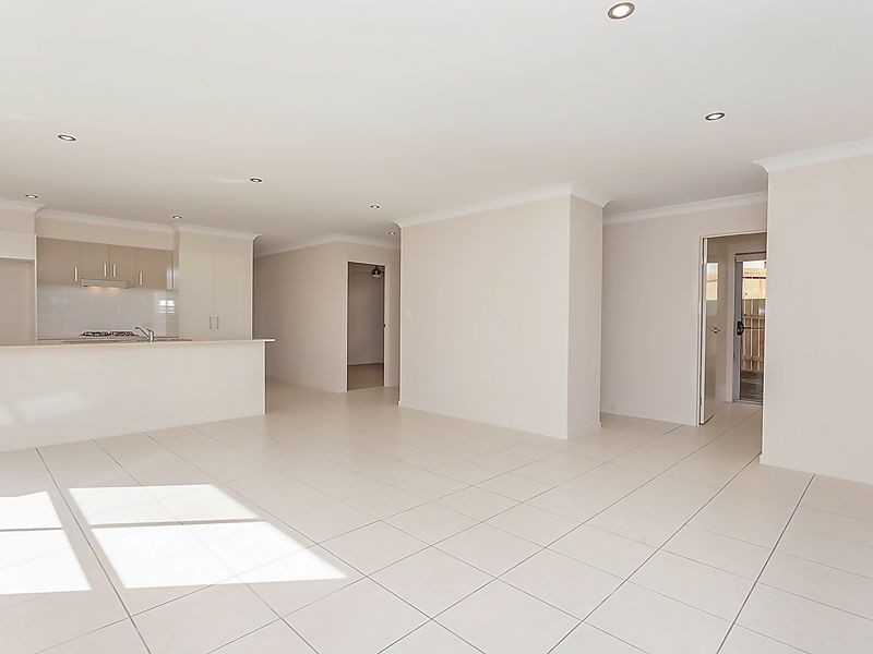 9 Bentley Street, Heathwood QLD 4110