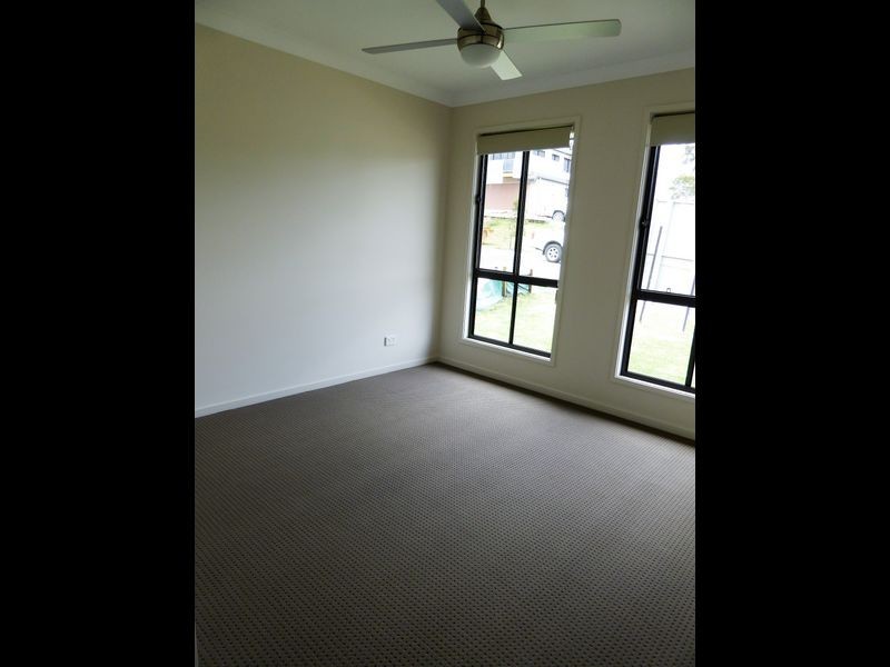 19 Kent Street, Heathwood QLD 4110