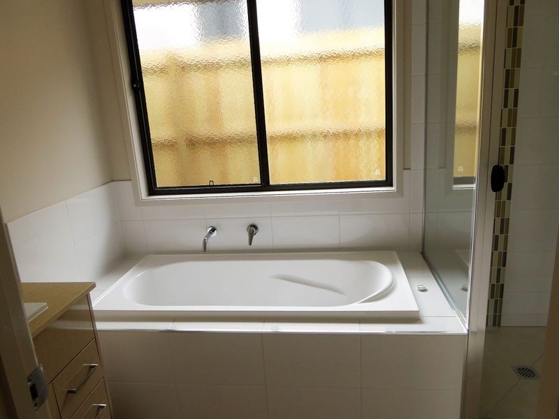 19 Kent Street, Heathwood QLD 4110