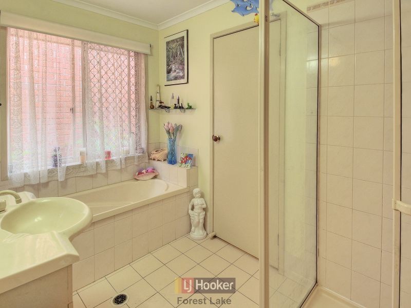 60 Flinders Crescent, Forest Lake QLD 4078