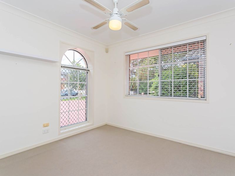 11 Somerset Place, Parkinson QLD 4115