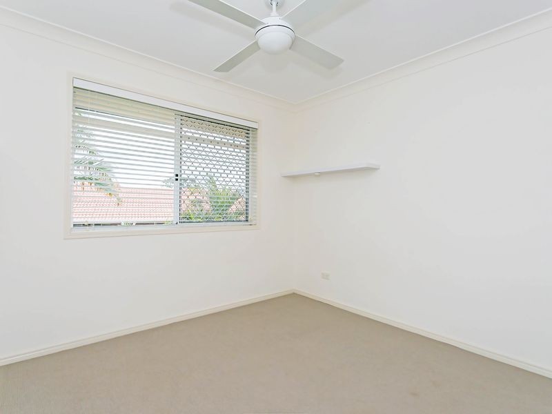 11 Somerset Place, Parkinson QLD 4115