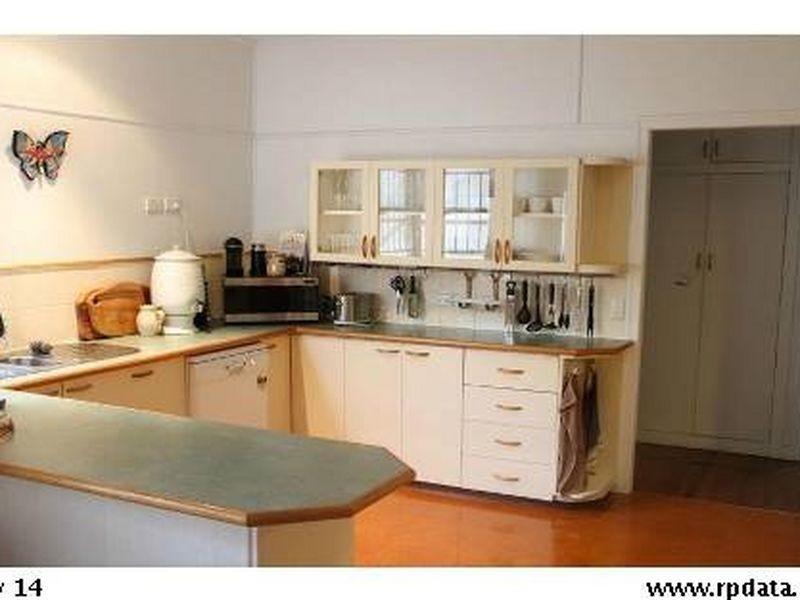 37 Gray Avenue, Corinda QLD 4075