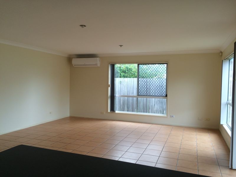 6 Hannam Crescent, Forest Lake QLD 4078
