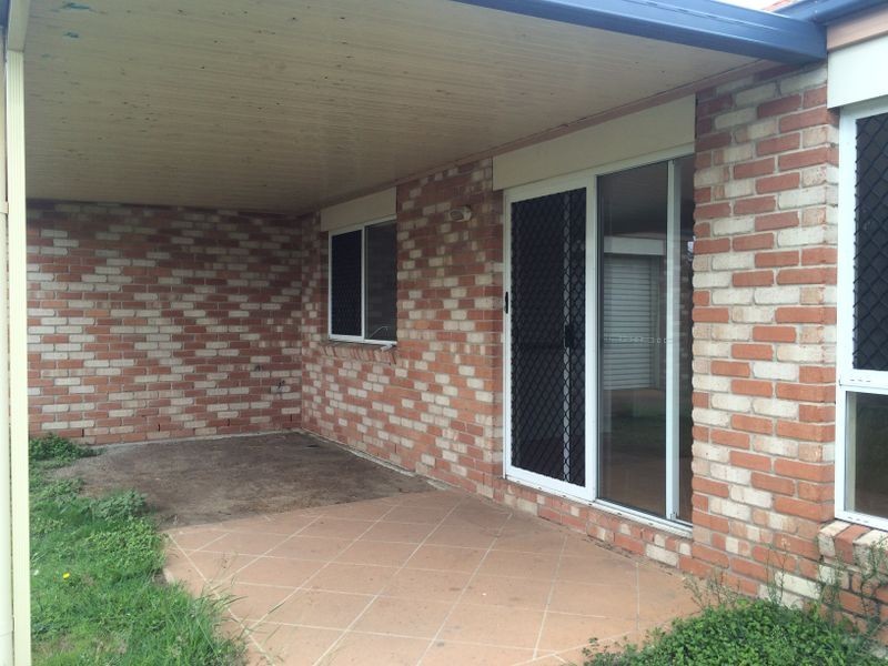 6 Hannam Crescent, Forest Lake QLD 4078
