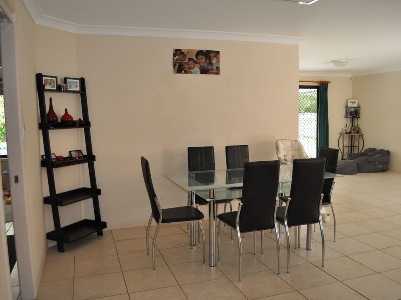 15 Grevillea Place, Forest Lake QLD 4078