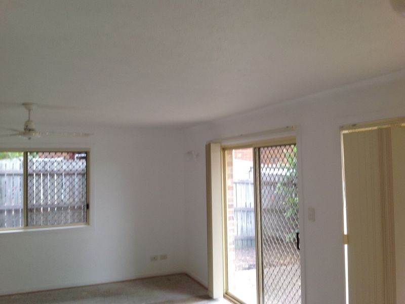 6 Beaufront Place, Forest Lake QLD 4078