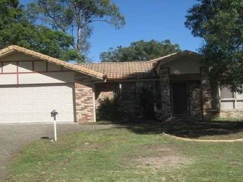 2 Selwyn Close, Forest Lake QLD 4078