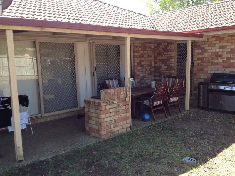 2 Selwyn Close, Forest Lake QLD 4078
