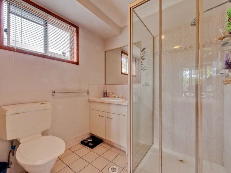 7 Mitchell Place, Forest Lake QLD 4078