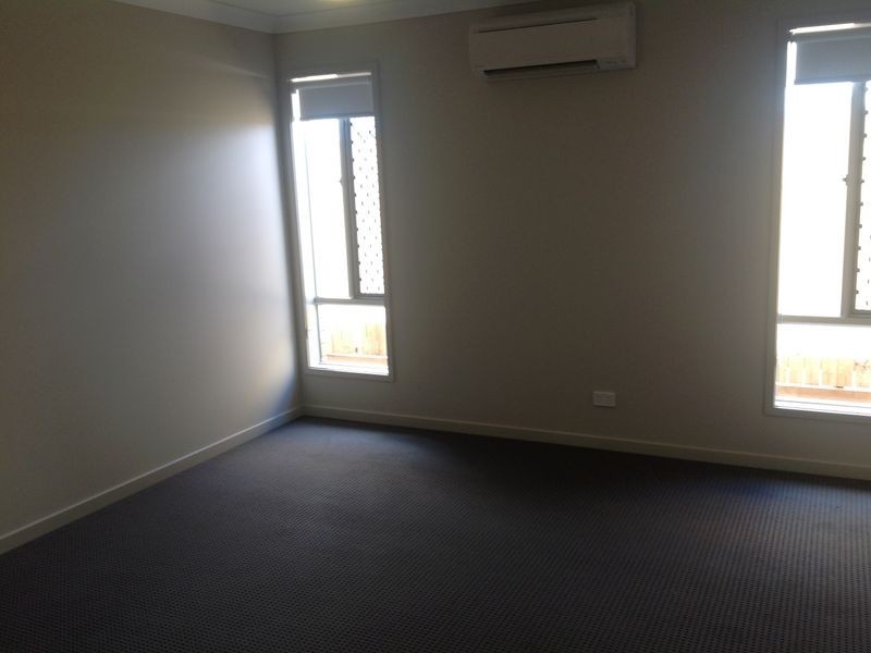 24 (Lot 44 Elphinstone Street, Doolandella QLD 4077