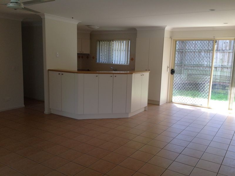 3 Amamoor Court, Forest Lake QLD 4078