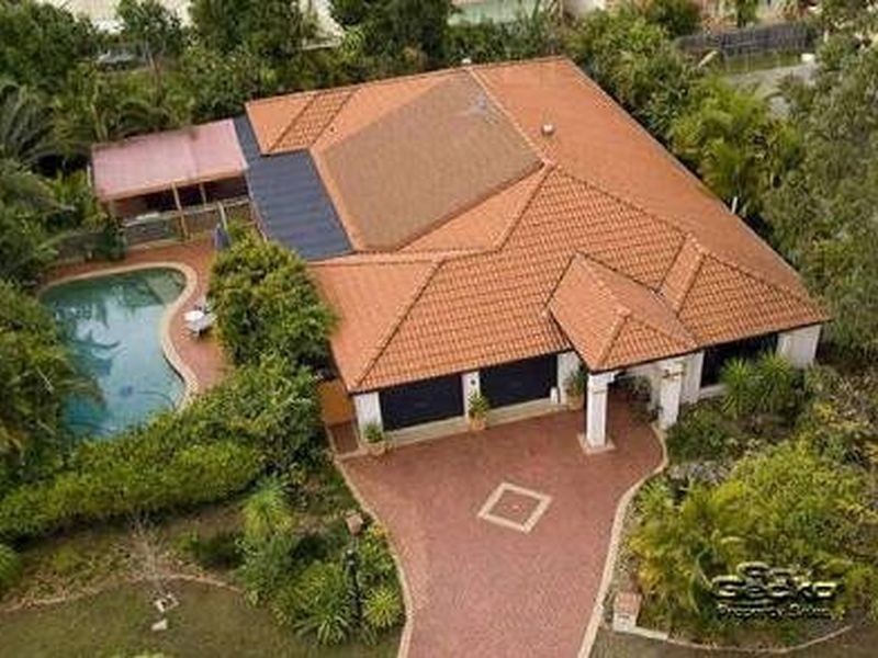 8 Queens Court, Forest Lake QLD 4078