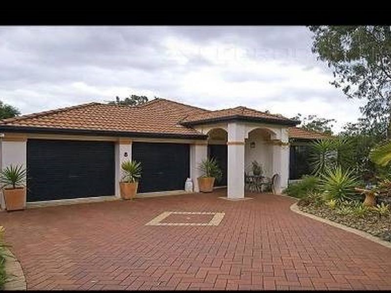 8 Queens Court, Forest Lake QLD 4078