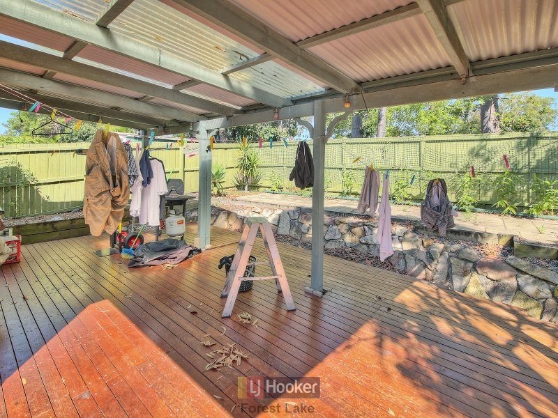 22 Hoop Place, Forest Lake QLD 4078