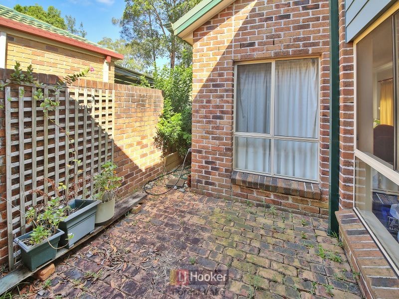 22 Hoop Place, Forest Lake QLD 4078