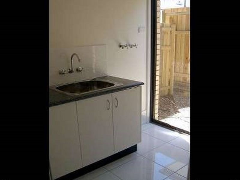 11 Glen Echo Street, Springfield Lakes QLD 4300