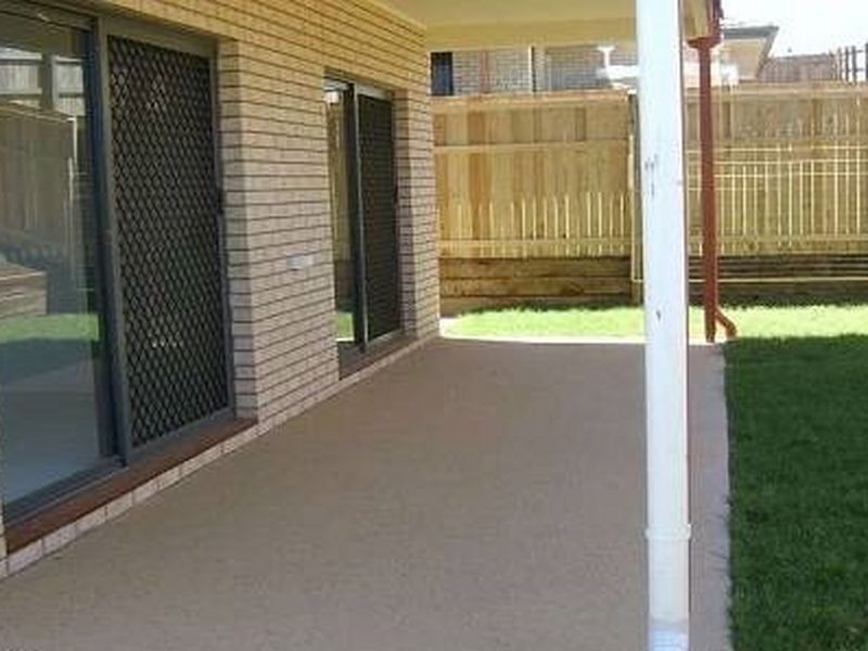 11 Glen Echo Street, Springfield Lakes QLD 4300