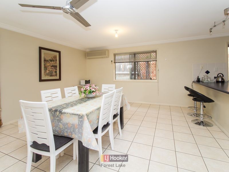 10 Booloumba Crescent, Forest Lake QLD 4078