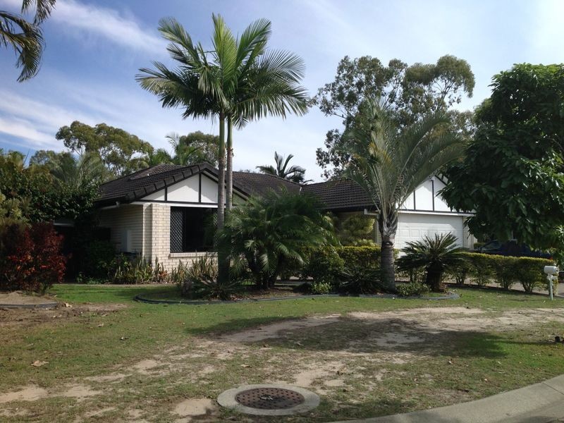 4 Blaxland Place, Forest Lake QLD 4078