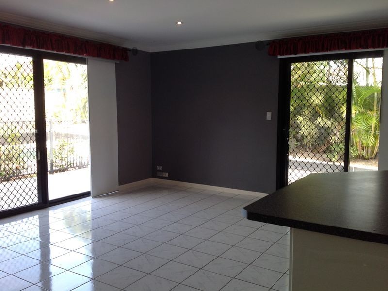 4 Blaxland Place, Forest Lake QLD 4078