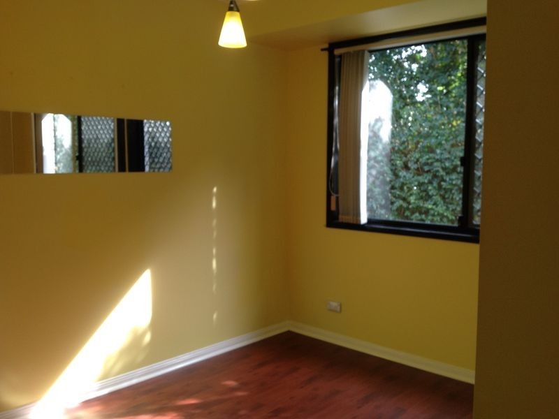 4 Blaxland Place, Forest Lake QLD 4078