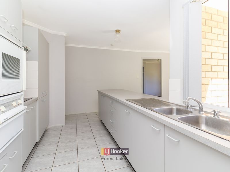 115 Clarendon Circuit, Forest Lake QLD 4078