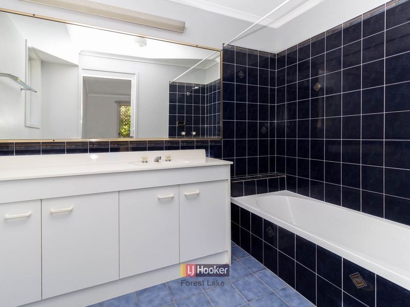 115 Clarendon Circuit, Forest Lake QLD 4078