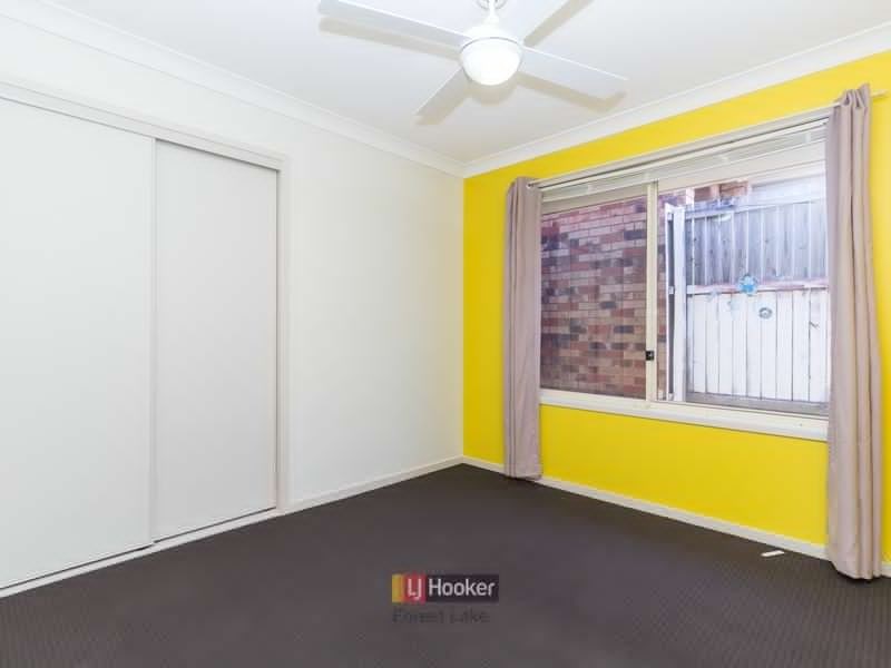 44 Acorn Circuit, Forest Lake QLD 4078