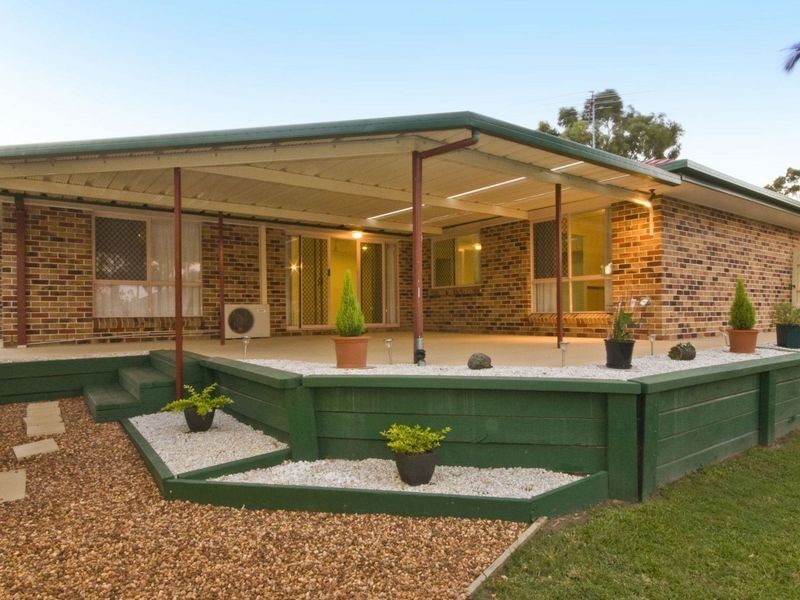 5 Scarlet Place, Forest Lake QLD 4078